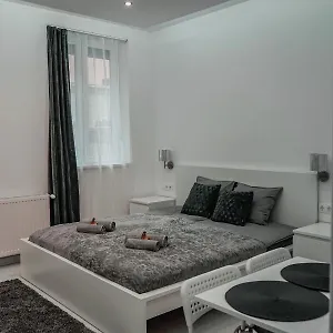 https://luxury-pearl-residence.inbudapesthotels.com